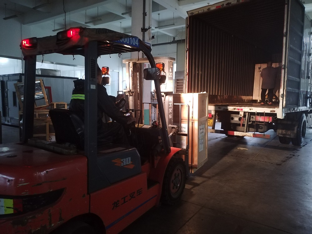 Two food roasting machines have been dispatched to Vietnam.