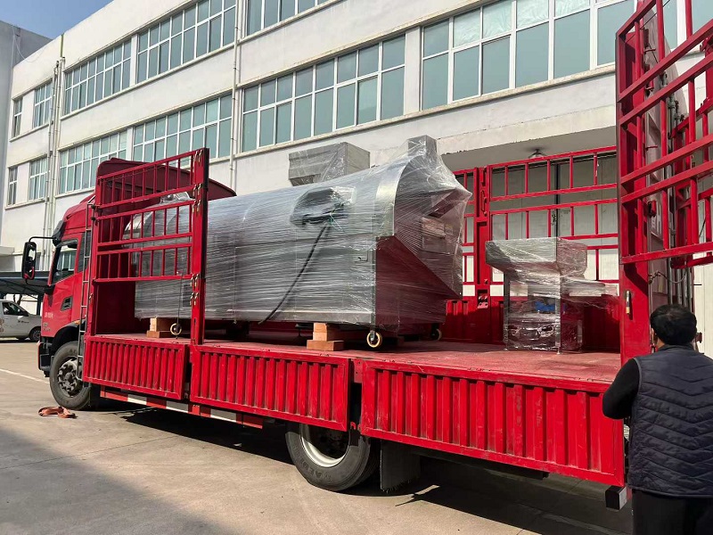 Complete batch of roasted food equipment dispatched to Jiangsu